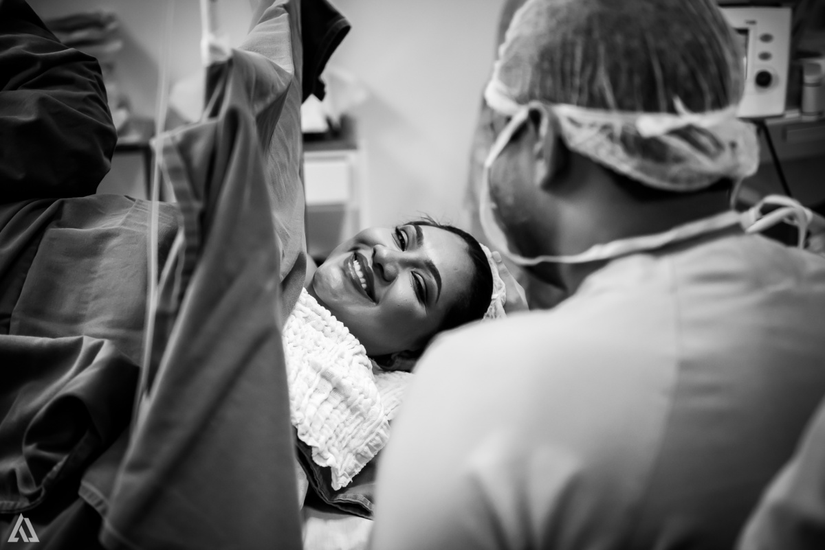 Fotografia de Parto Alex Jardim Fotografia Fotógrafo iapbp cesarean maternidade Resende Itatiaia Penedo Porto Real Quatis Barra Mansa Volta Redonda Serrinha do Alambari Hospital Samer
