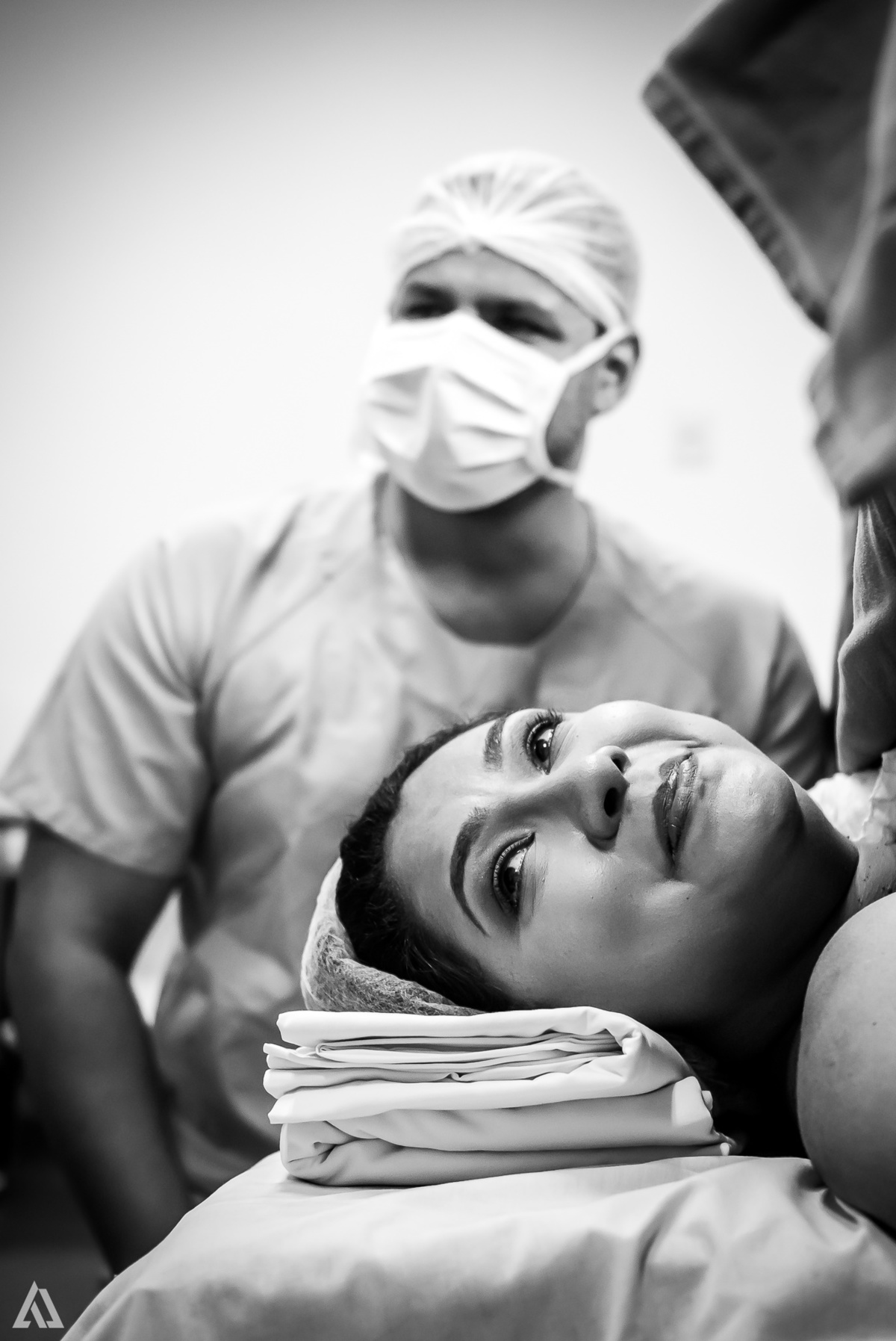 Fotografia de Parto Alex Jardim Fotografia Fotógrafo iapbp cesarean maternidade Resende Itatiaia Penedo Porto Real Quatis Barra Mansa Volta Redonda Serrinha do Alambari Hospital Samer