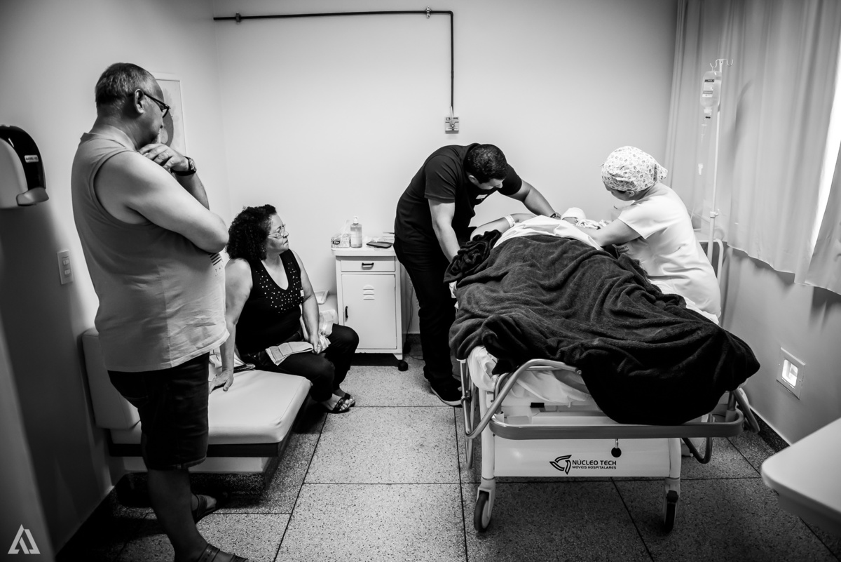 Fotografia de Parto Alex Jardim Fotografia Fotógrafo iapbp cesarean maternidade Resende Itatiaia Penedo Porto Real Quatis Barra Mansa Volta Redonda Serrinha do Alambari Hospital Samer