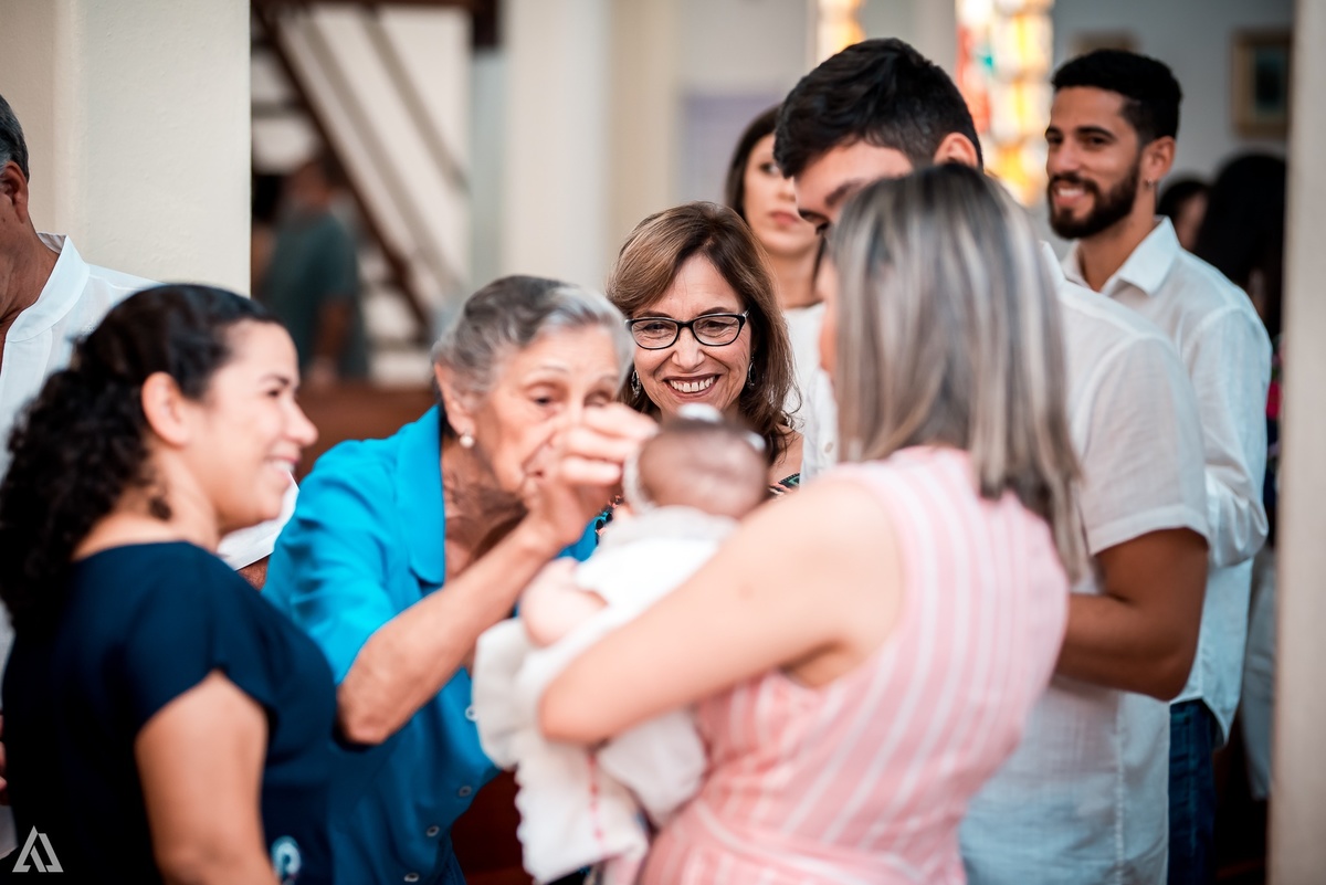 Cerimônia de batismo batizado Alex Jardim Fotografia Fotógrafo Resende Itatiaia Penedo Porto Real Quatis Barra Mansa Volta Redonda Igreja Nossa Senhora Aparecida