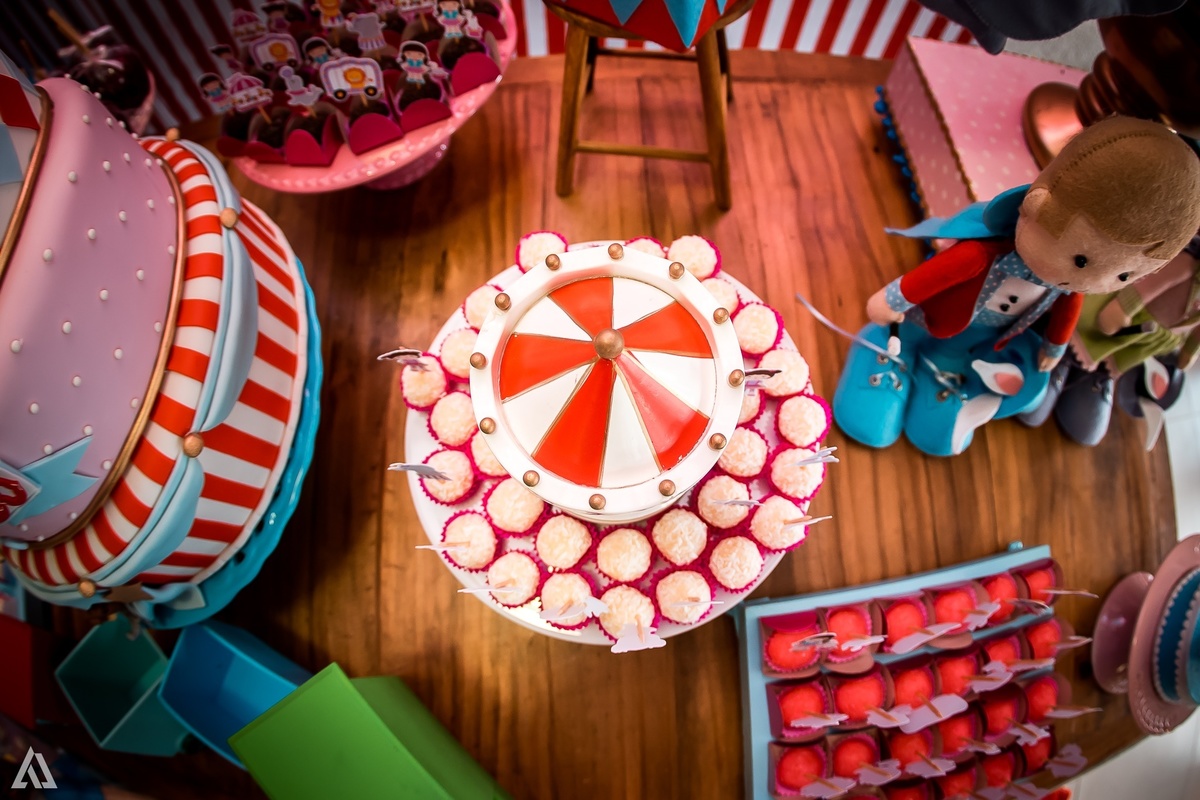 Aniversário Infantil Circo Alex Jardim Fotografia Fotógrafo Resende Itatiaia Penedo Porto Real Quatis Barra Mansa Volta Redonda Terras Alphaville Resende