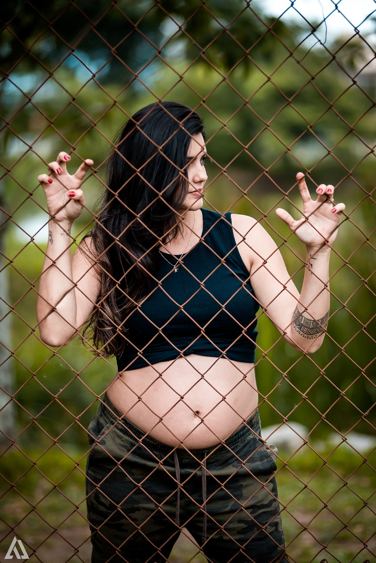 Ensaio Book Gestante Alex Jardim Fotografia Fotógrafo Resende Itatiaia Penedo Porto Real Quatis Barra Mansa Volta Redonda Serrinha do Alambari Casa da Lua Clube Campestre Exército camuflada