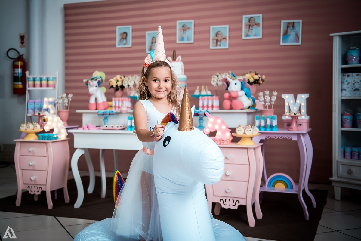 Aniversário Infantil Unicórnio Alex Jardim Fotografia Fotógrafo Resende Itatiaia Penedo Porto Real Quatis Barra Mansa Volta Redonda Buffet Pintou Alegria