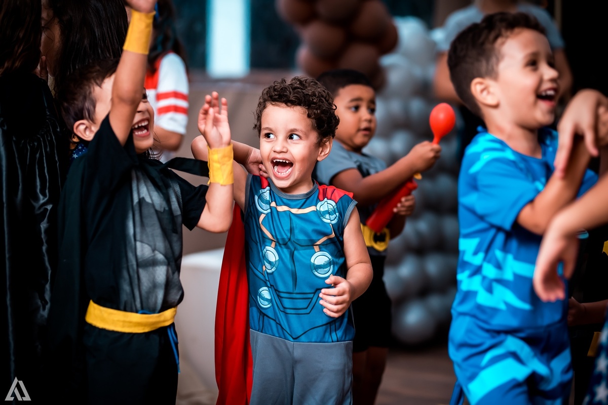 Aniversário Infantil Super Heróis Alex Jardim Fotografia Fotógrafo Resende Itatiaia Penedo Porto Real Quatis Barra Mansa Volta Redonda Celebrare Casa de Eventos