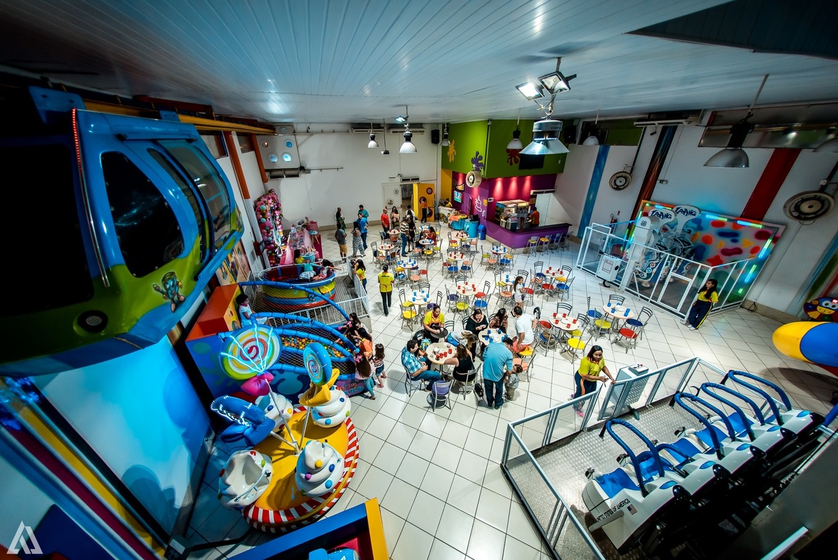 Aniversário Infantil LOL Alex Jardim Fotografia Fotógrafo Resende Itatiaia Penedo Porto Real Quatis Barra Mansa Volta Redonda Buffet Pintou Alegria