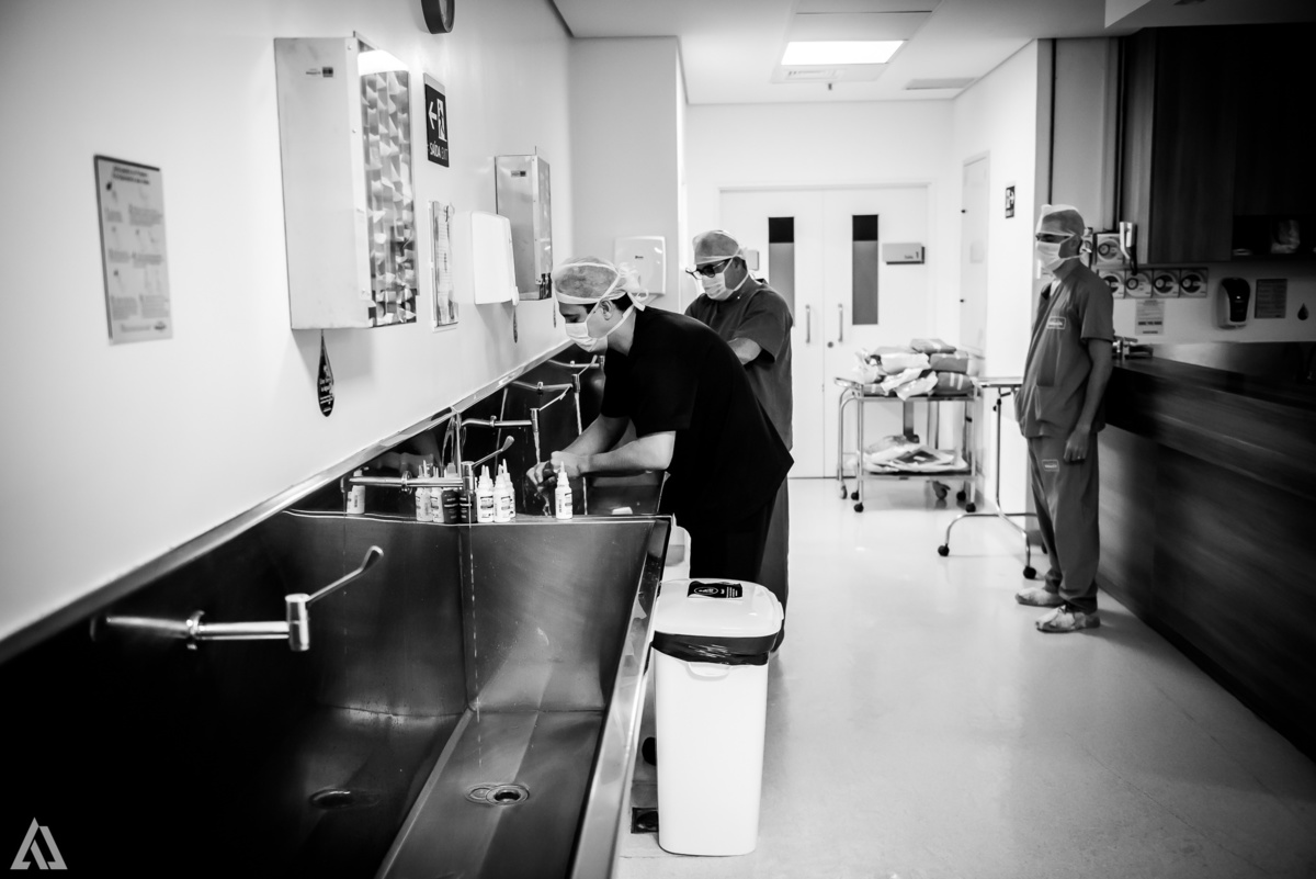 Fotografia de Parto Alex Jardim Fotografia Fotógrafo iapbp cesarean maternidade Resende Itatiaia Penedo Porto Real Quatis Barra Mansa Volta Redonda Serrinha do Alambari Hospital Unimed