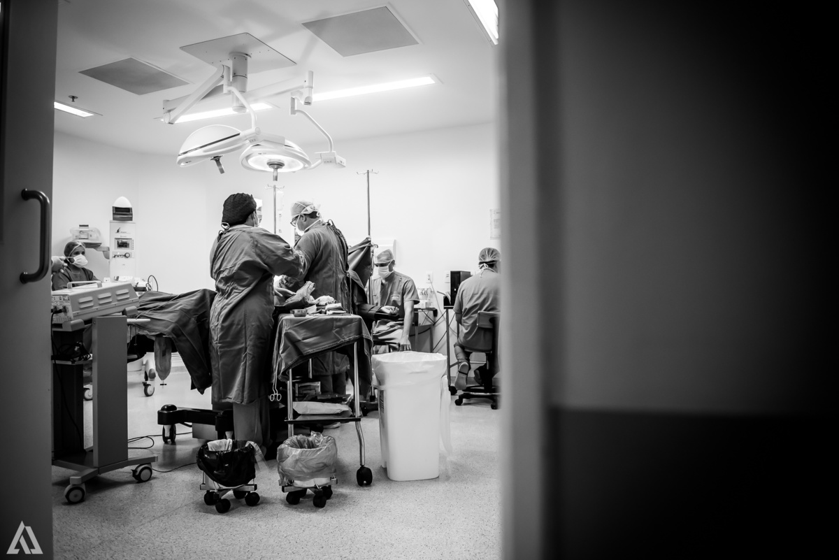 Fotografia de Parto Alex Jardim Fotografia Fotógrafo iapbp cesarean maternidade Resende Itatiaia Penedo Porto Real Quatis Barra Mansa Volta Redonda Serrinha do Alambari Hospital Unimed