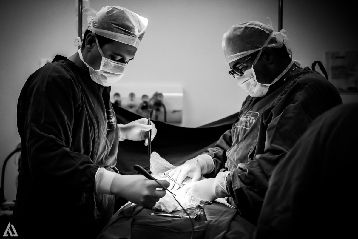 Fotografia de Parto Alex Jardim Fotografia Fotógrafo iapbp cesarean maternidade Resende Itatiaia Penedo Porto Real Quatis Barra Mansa Volta Redonda Serrinha do Alambari Hospital Unimed