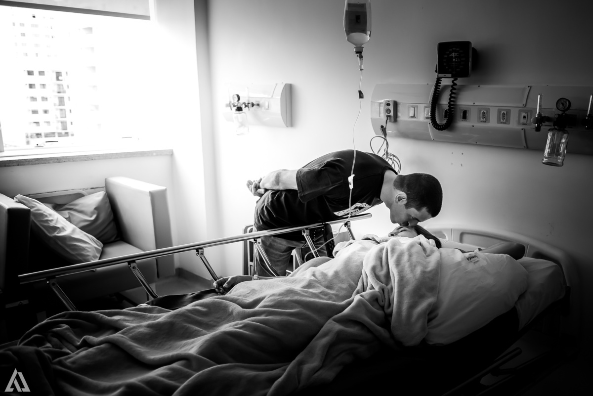 Fotografia de Parto Alex Jardim Fotografia Fotógrafo iapbp cesarean maternidade Resende Itatiaia Penedo Porto Real Quatis Barra Mansa Volta Redonda Serrinha do Alambari Hospital Unimed