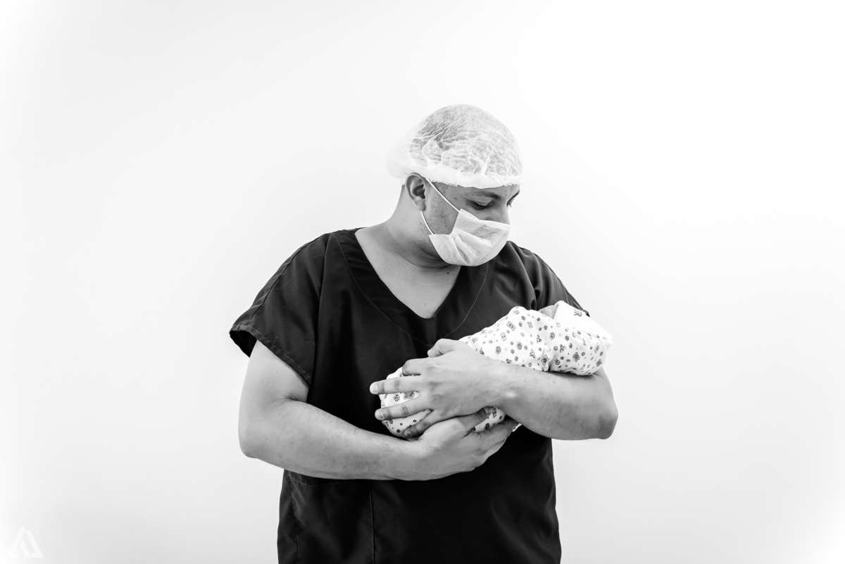 Fotografia de Parto Alex Jardim Fotografia Fotógrafo iapbp cesarean maternidade Resende Itatiaia Penedo Porto Real Quatis Barra Mansa Volta Redonda Serrinha do Alambari Hospital Maternidade APMIR