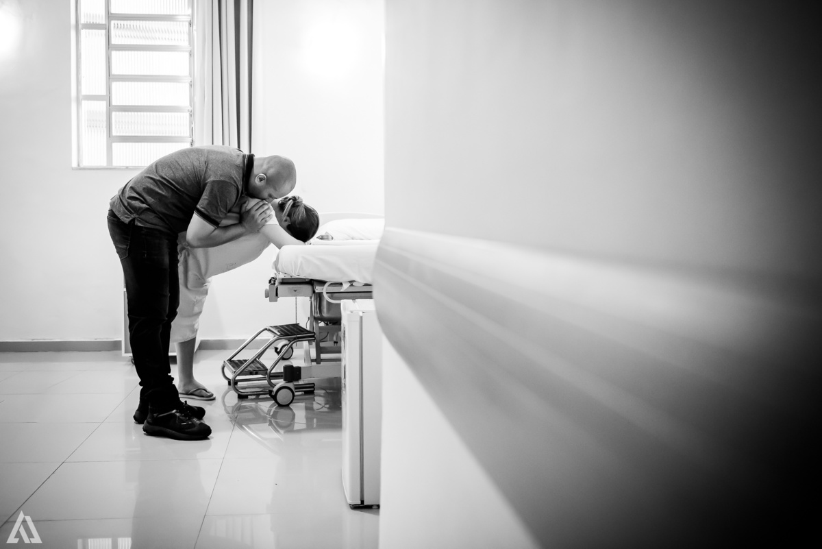 Fotografia de Parto Alex Jardim Fotografia Fotógrafo iapbp cesarean maternidade Resende Itatiaia Penedo Porto Real Quatis Barra Mansa Volta Redonda Serrinha do Alambari Hospital Maternidade APMIR