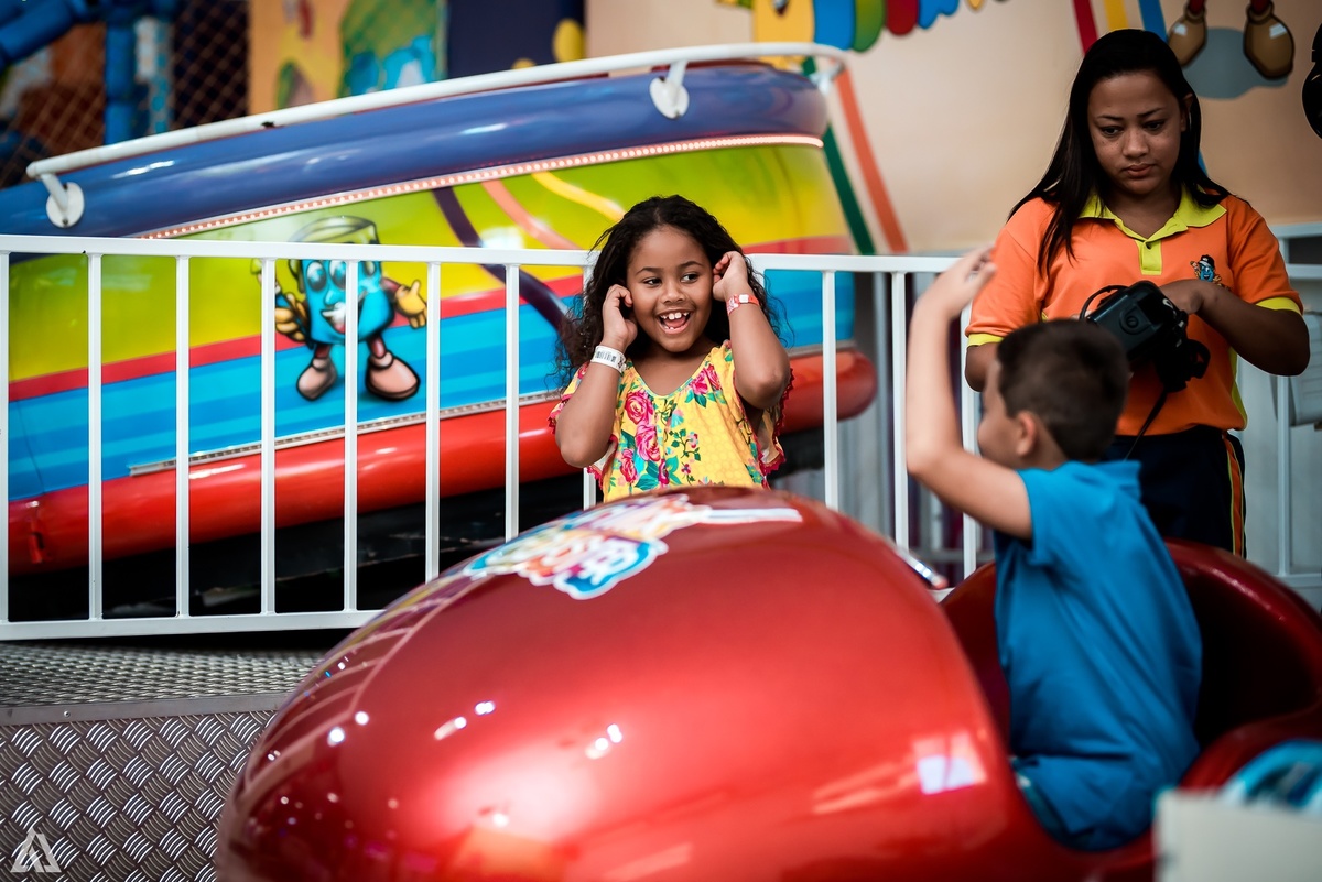 Aniversário Infantil Frozen Alex Jardim Fotografia Fotógrafo Resende Itatiaia Penedo Porto Real Quatis Barra Mansa Volta Redonda Buffet Pintou Alegria