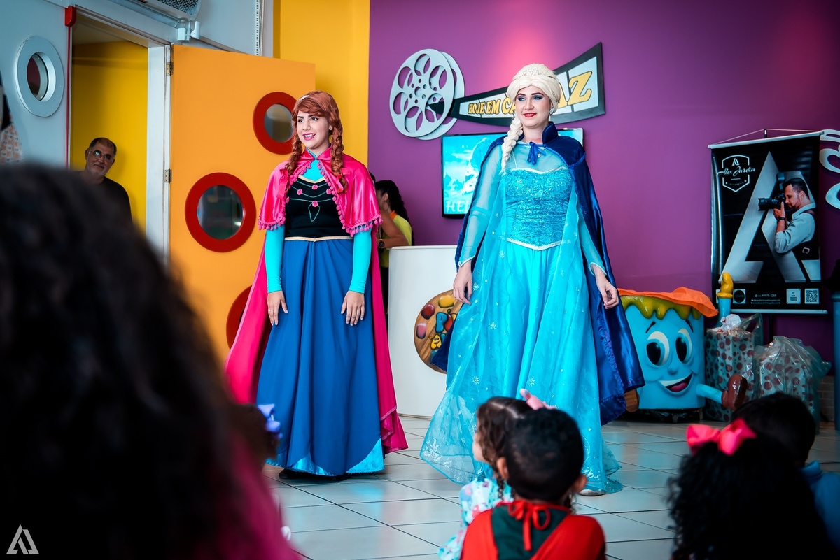 Aniversário Infantil Frozen Alex Jardim Fotografia Fotógrafo Resende Itatiaia Penedo Porto Real Quatis Barra Mansa Volta Redonda Buffet Pintou Alegria