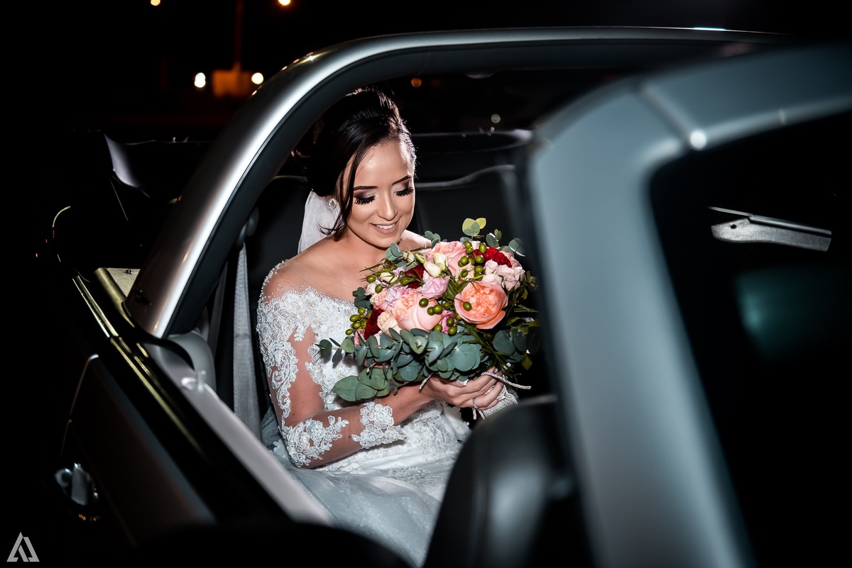 Wedding Casamento Noivas Bride Alex Jardim Fotografia Fotógrafo Resende Itatiaia Penedo Porto Real Quatis Barra Mansa Volta Redonda Lena Buffet Carro conversível