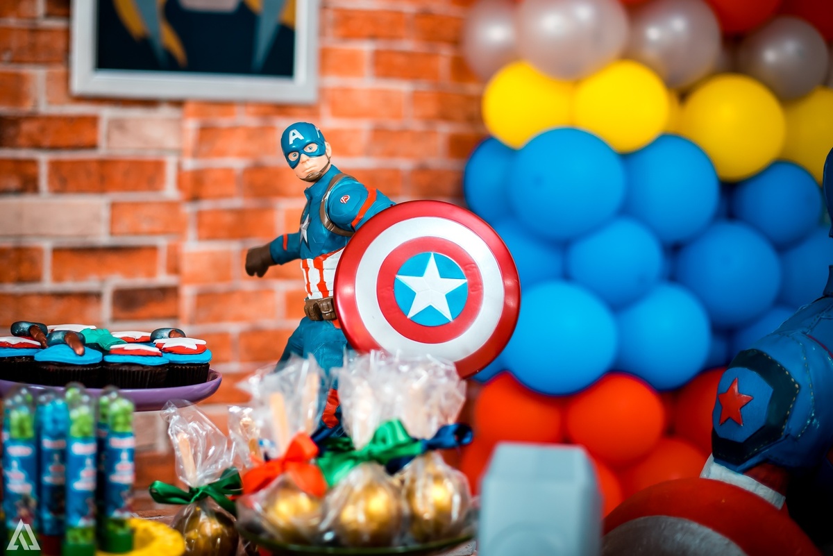 Aniversário Infantil Tema Super Heróis Alex Jardim Fotografia Fotógrafo Resende Itatiaia Penedo Porto Real Quatis Barra Mansa Volta Redonda Caramelada Festas Infantis