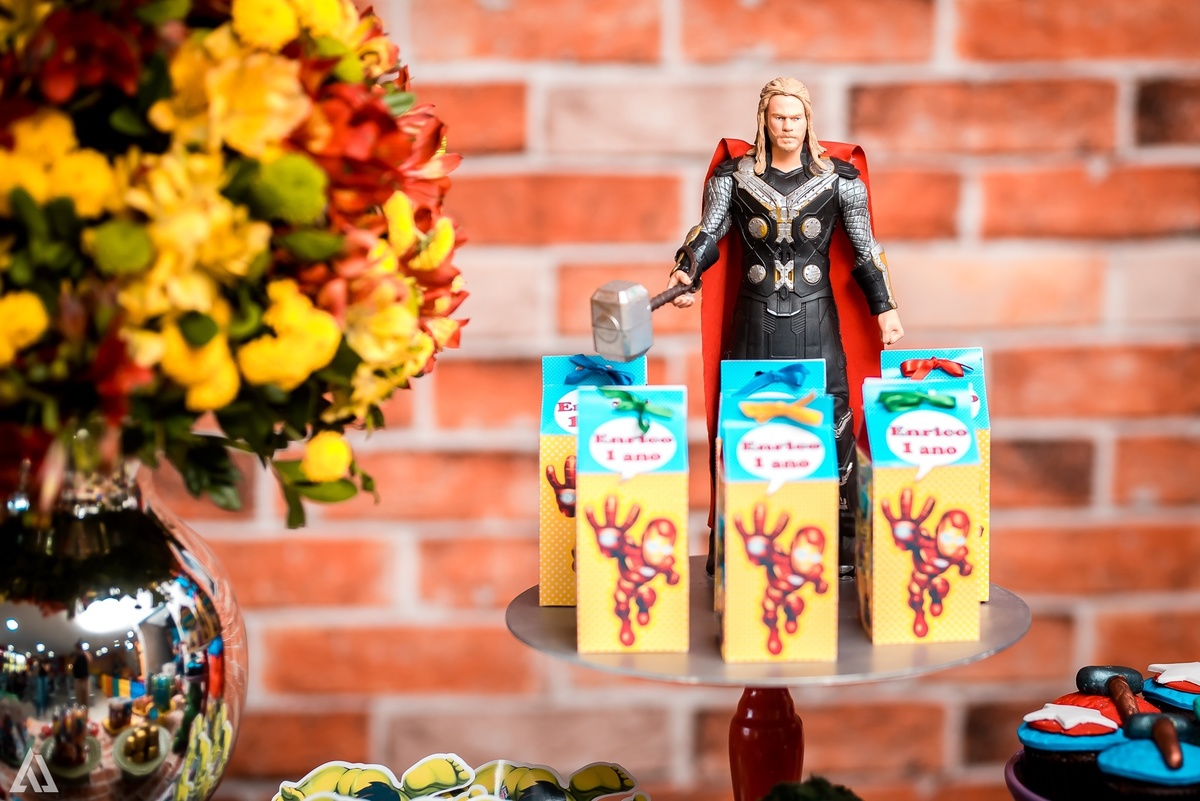 Aniversário Infantil Tema Super Heróis Alex Jardim Fotografia Fotógrafo Resende Itatiaia Penedo Porto Real Quatis Barra Mansa Volta Redonda Caramelada Festas Infantis