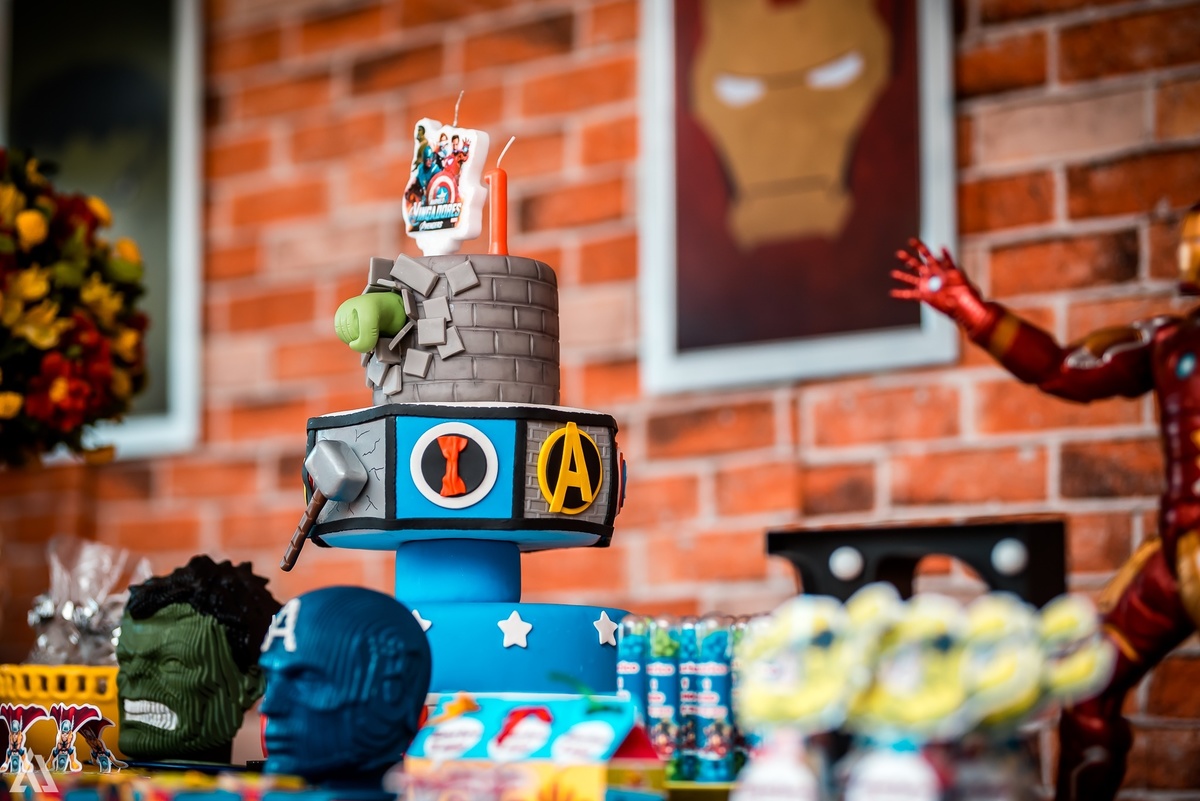 Aniversário Infantil Tema Super Heróis Alex Jardim Fotografia Fotógrafo Resende Itatiaia Penedo Porto Real Quatis Barra Mansa Volta Redonda Caramelada Festas Infantis