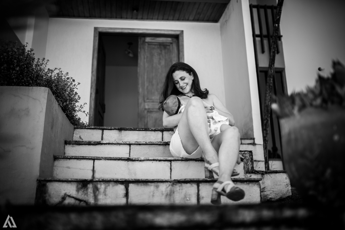 Ensaio Book Gestante Lifestyle Amamentar amamentação liquido da vida Alex Jardim Fotografia Fotógrafo Resende Itatiaia Penedo Porto Real Quatis Barra Mansa Volta Redonda Serrinha do Alambari  amarmentar