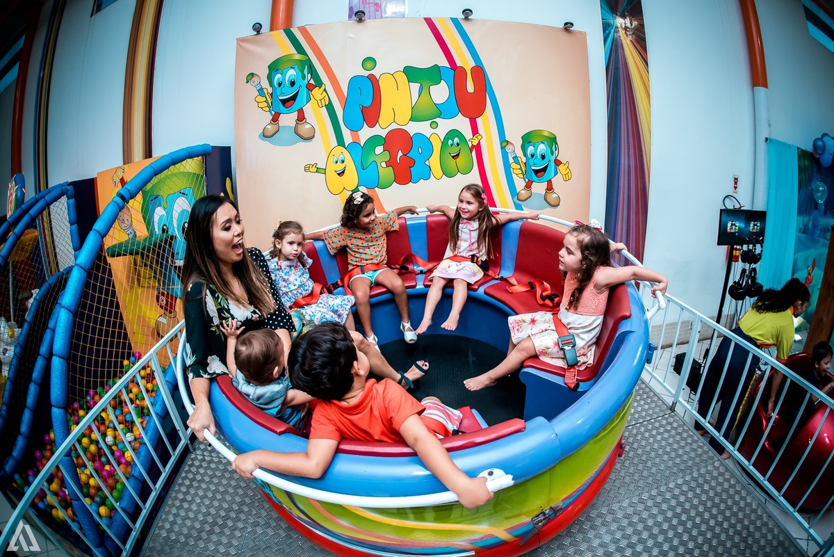 Aniversário Infantil Pequena Sereia Alex Jardim Fotografia Fotógrafo Resende Itatiaia Penedo Porto Real Quatis Barra Mansa Volta Redonda Buffet Pintou Alegria