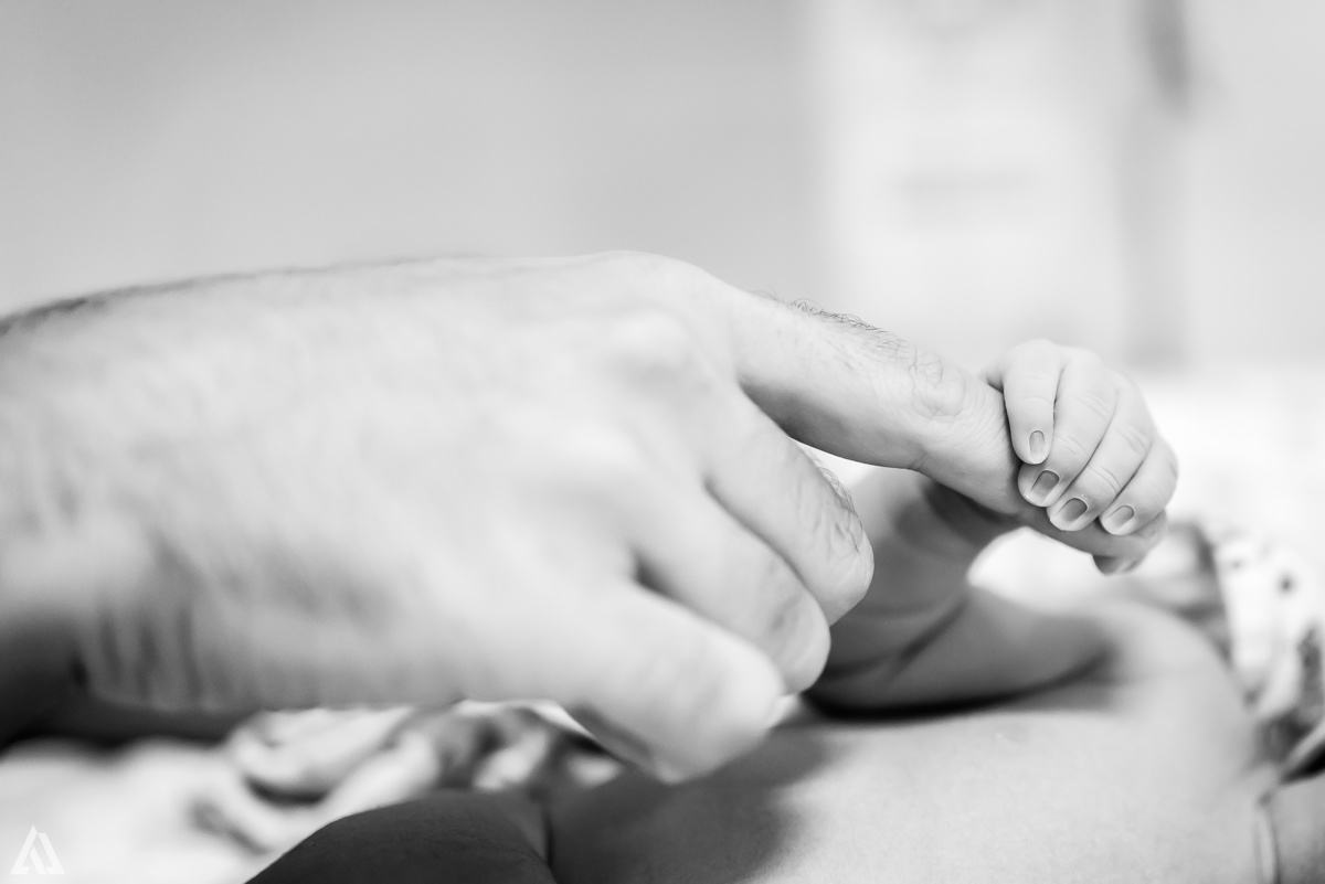 Fotografia de Parto Cesárea Normal Humanizado Alex Jardim Fotografia Fotógrafo iapbp cesarean maternidade Resende Itatiaia Penedo Porto Real Quatis Barra Mansa Volta Redonda Serrinha do Alambari Hospital Maternidade APMIR SAMER UNIMED