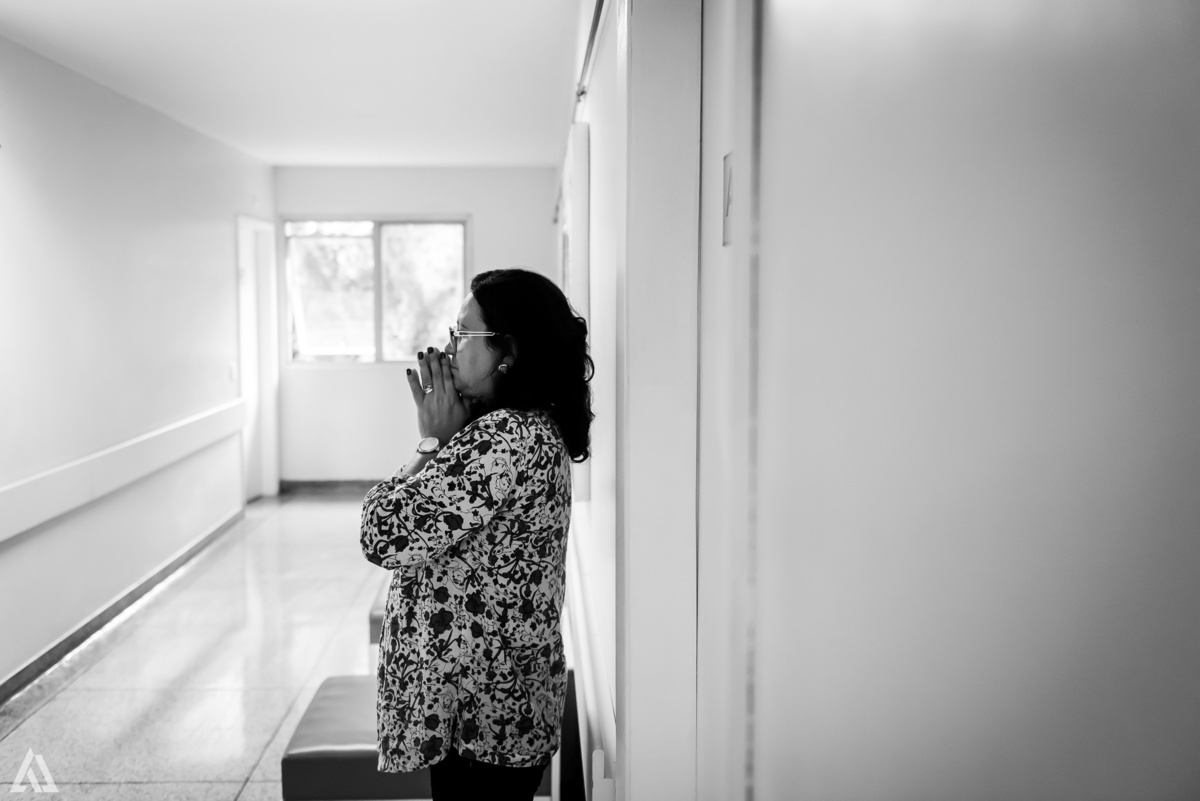 Fotografia de Parto Cesárea Normal Humanizado Alex Jardim Fotografia Fotógrafo iapbp cesarean maternidade Resende Itatiaia Penedo Porto Real Quatis Barra Mansa Volta Redonda Serrinha do Alambari Hospital Maternidade APMIR SAMER UNIMED