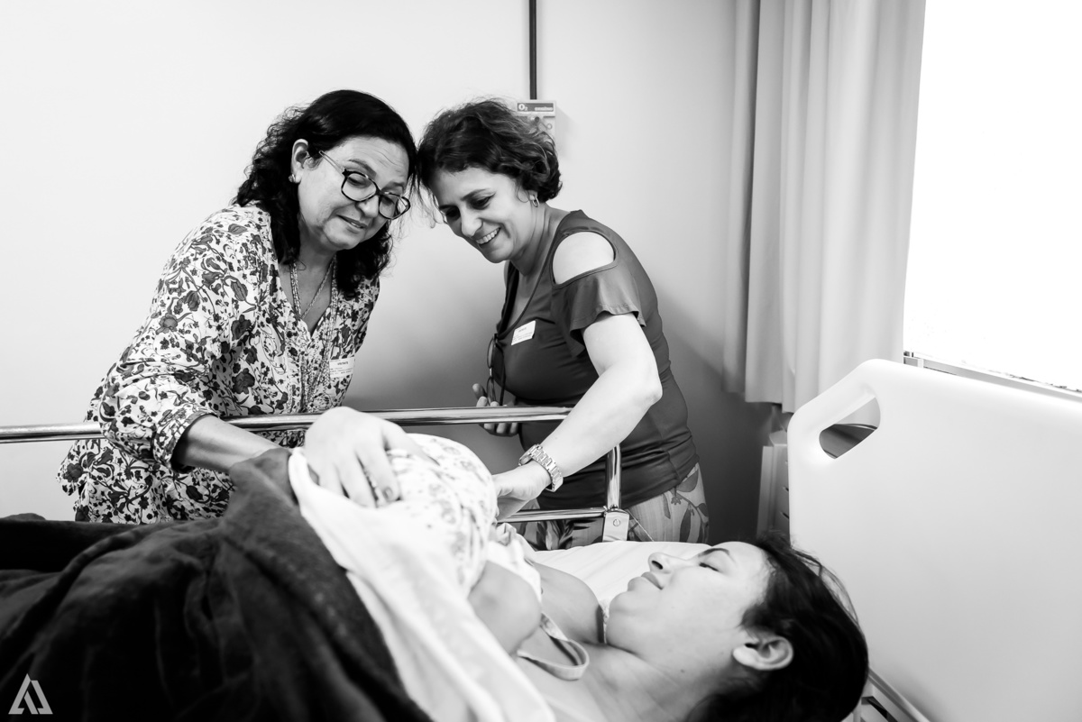 Fotografia de Parto Cesárea Normal Humanizado Alex Jardim Fotografia Fotógrafo iapbp cesarean maternidade Resende Itatiaia Penedo Porto Real Quatis Barra Mansa Volta Redonda Serrinha do Alambari Hospital Maternidade APMIR SAMER UNIMED