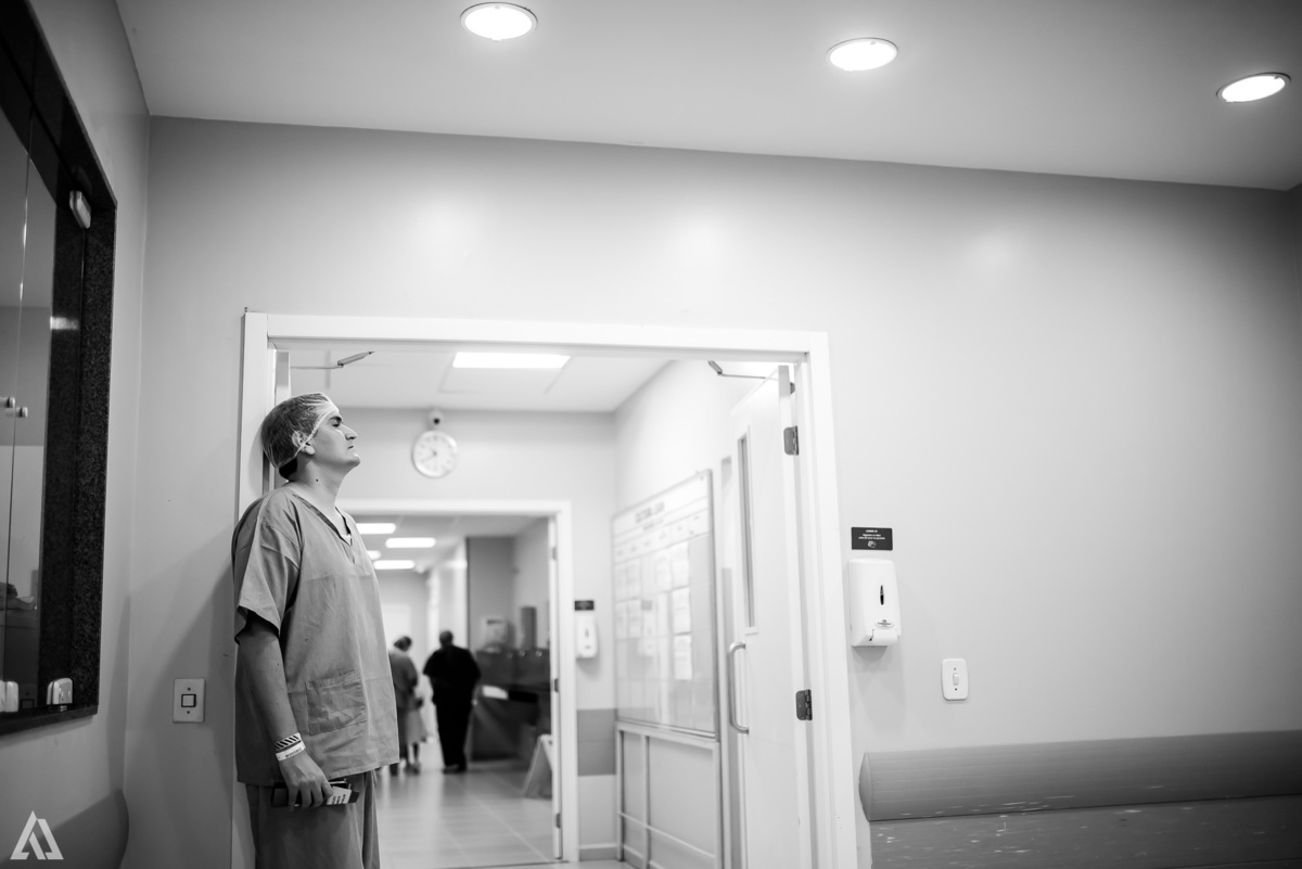 Fotografia de Parto Cesárea Normal Humanizado Alex Jardim Fotografia Fotógrafo iapbp cesarean maternidade Resende Itatiaia Penedo Porto Real Quatis Barra Mansa Volta Redonda Serrinha do Alambari Hospital Maternidade APMIR SAMER UNIMED