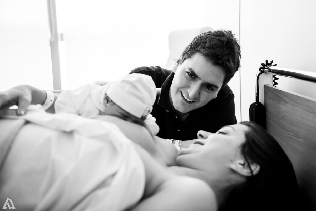 Fotografia de Parto Cesárea Normal Humanizado Alex Jardim Fotografia Fotógrafo iapbp cesarean maternidade Resende Itatiaia Penedo Porto Real Quatis Barra Mansa Volta Redonda Serrinha do Alambari Hospital Maternidade APMIR SAMER UNIMED