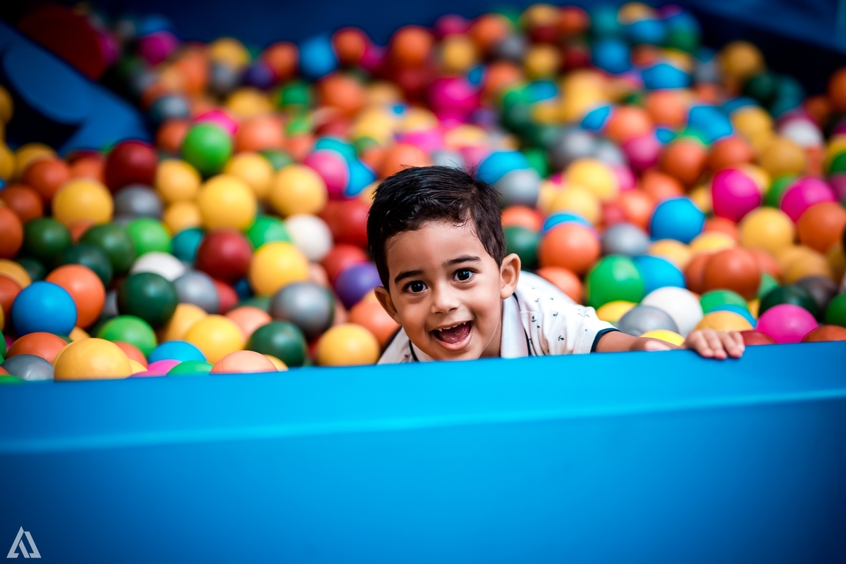 Aniversário Infantil LOL Alex Jardim Fotografia Fotógrafo Resende Itatiaia Penedo Porto Real Quatis Barra Mansa Volta Redonda Buffet Pintou Alegria
