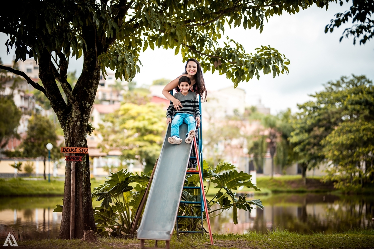 Ensaio Book Família Lifestyle Dia das Mães Alex Jardim Fotografia Fotógrafo Resende Itatiaia Penedo Porto Real Quatis Barra Mansa Volta Redonda 