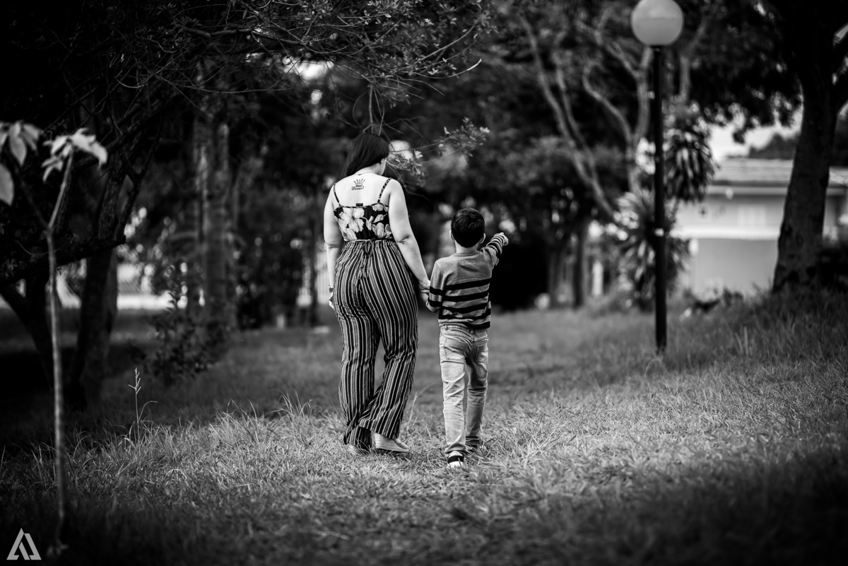 Ensaio Book Família Lifestyle Dia das Mães Alex Jardim Fotografia Fotógrafo Resende Itatiaia Penedo Porto Real Quatis Barra Mansa Volta Redonda 