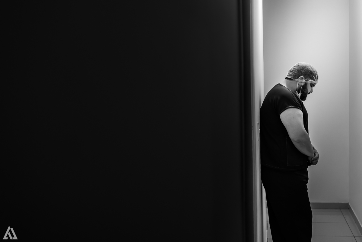 Fotografia de Parto Cesárea Normal Humanizado Alex Jardim Fotografia Fotógrafo iapbp cesarean maternidade Resende Itatiaia Penedo Porto Real Quatis Barra Mansa Volta Redonda Serrinha do Alambari Hospital Maternidade APMIR SAMER UNIMED HINJA