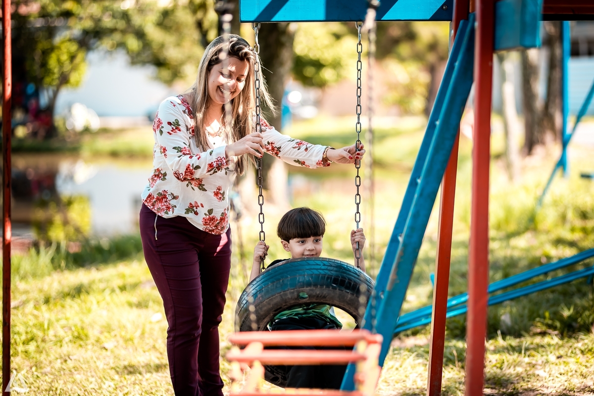 Ensaio Book Família Lifestyle Dia das Mães Alex Jardim Fotografia Fotógrafo Resende Itatiaia Penedo Porto Real Quatis Barra Mansa Volta Redonda 