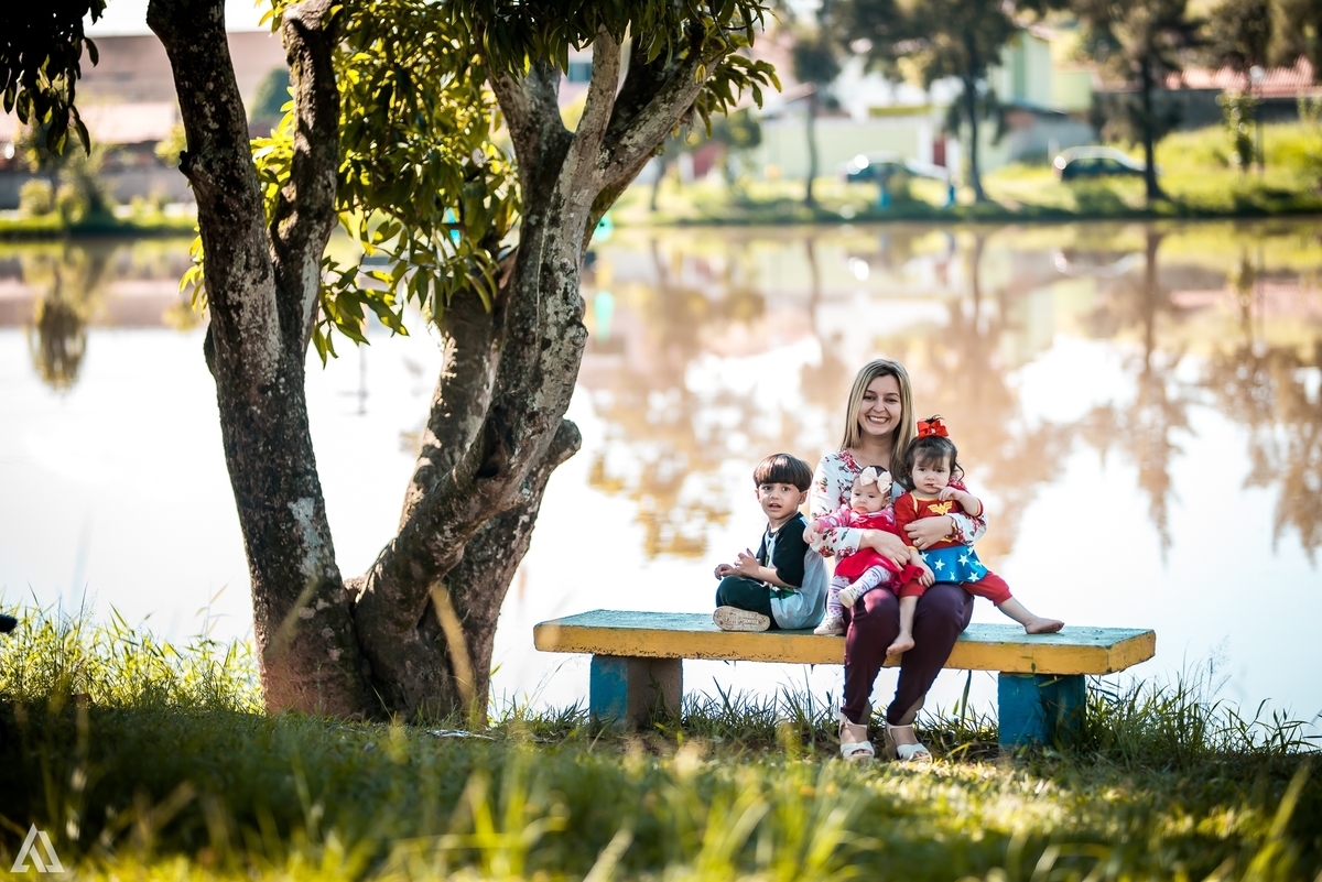 Ensaio Book Família Lifestyle Dia das Mães Alex Jardim Fotografia Fotógrafo Resende Itatiaia Penedo Porto Real Quatis Barra Mansa Volta Redonda 