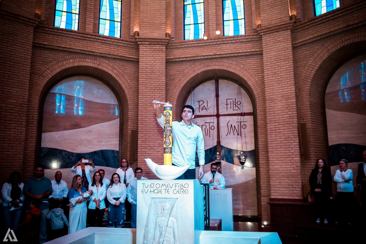 Cerimônia de Batismo Batizado Alex Jardim Fotografia Fotógrafo Resende Itatiaia Penedo Porto Real Quatis Barra Mansa Volta Redonda Capela do Batismo Aparecida do Norte Basílica de Nossa Senhora de Aparecida