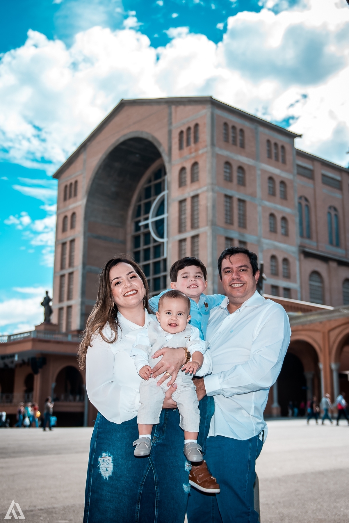 Cerimônia de Batismo Batizado Alex Jardim Fotografia Fotógrafo Resende Itatiaia Penedo Porto Real Quatis Barra Mansa Volta Redonda Capela do Batismo Aparecida do Norte Basílica de Nossa Senhora de Aparecida