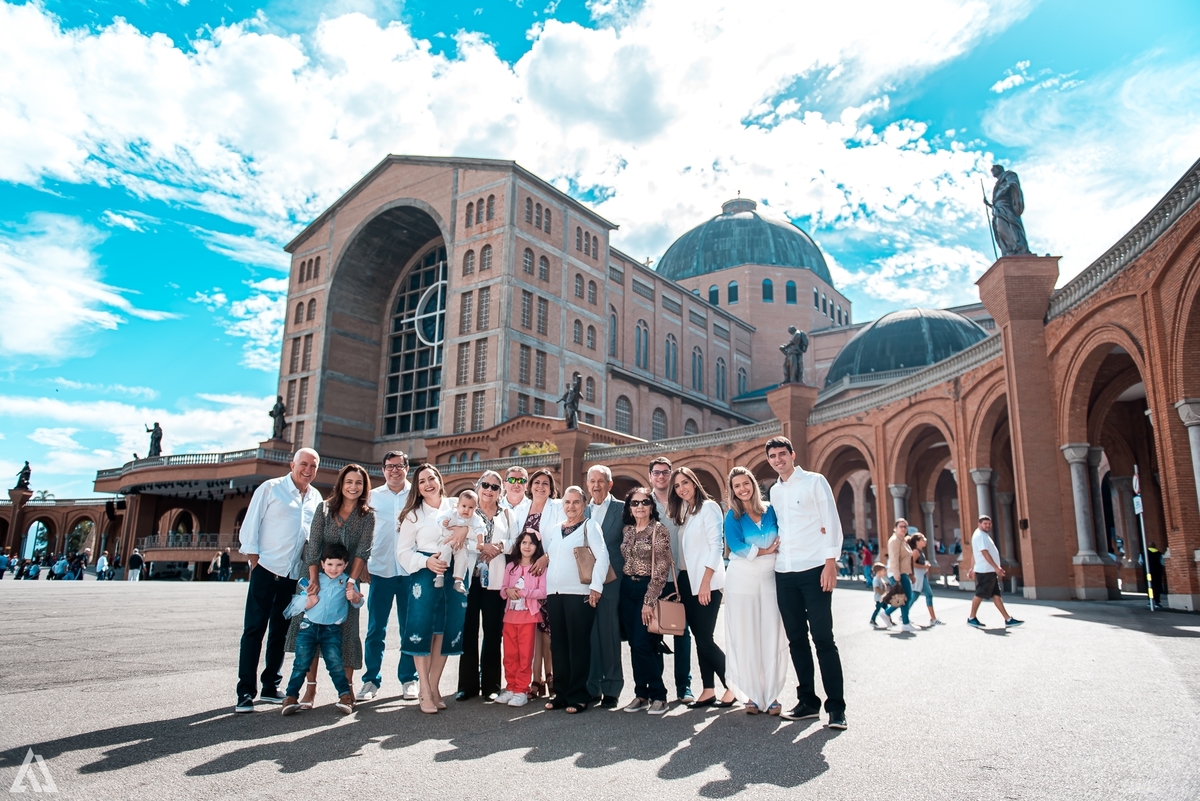 Cerimônia de Batismo Batizado Alex Jardim Fotografia Fotógrafo Resende Itatiaia Penedo Porto Real Quatis Barra Mansa Volta Redonda Capela do Batismo Aparecida do Norte Basílica de Nossa Senhora de Aparecida