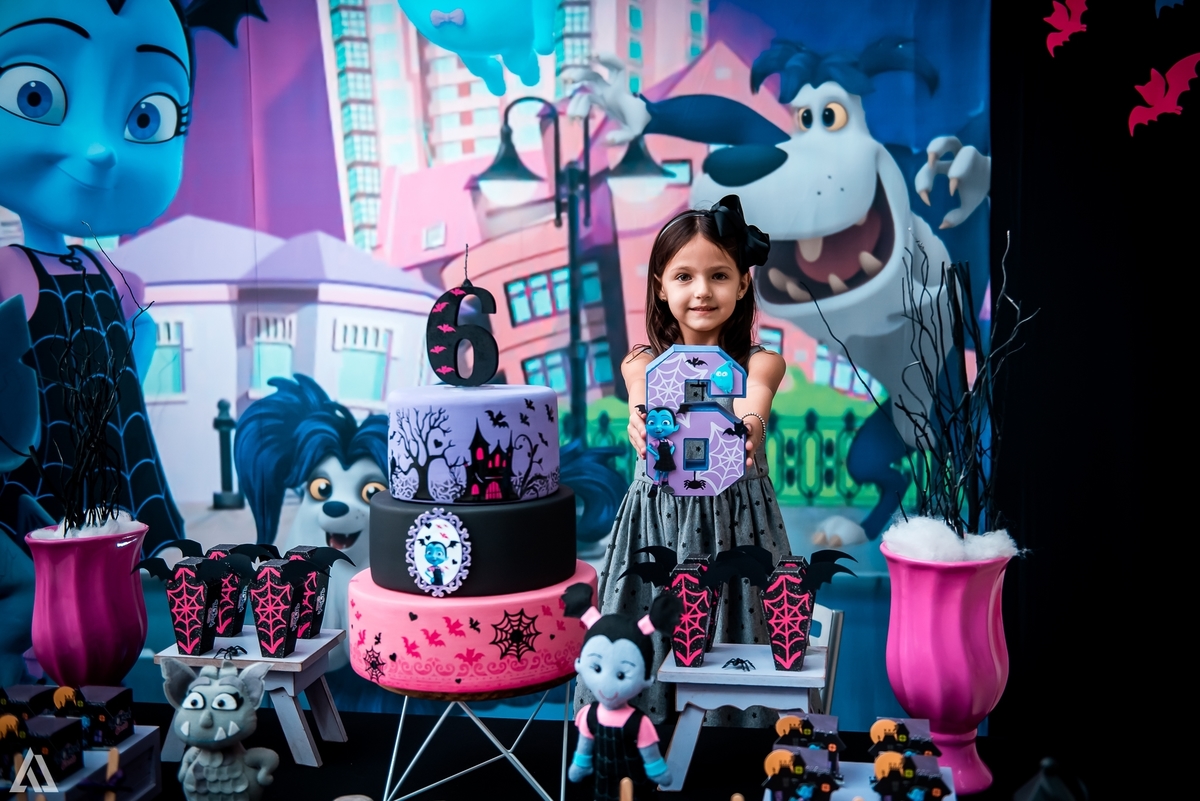 Aniversário Infantil Vampirina Alex Jardim Fotografia Fotógrafo Resende Itatiaia Penedo Porto Real Quatis Barra Mansa Volta Redonda Buffet Pintou Alegria Salão de Festas