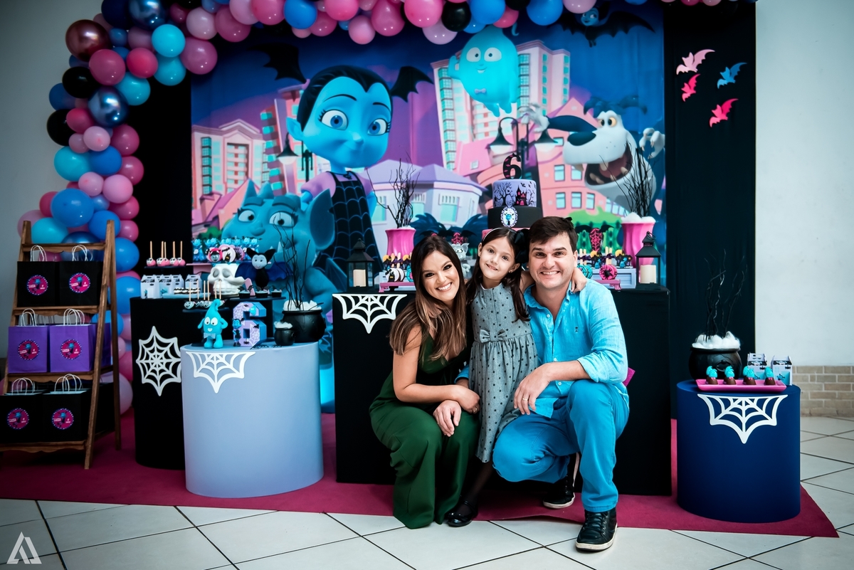 Aniversário Infantil Vampirina Alex Jardim Fotografia Fotógrafo Resende Itatiaia Penedo Porto Real Quatis Barra Mansa Volta Redonda Buffet Pintou Alegria Salão de Festas