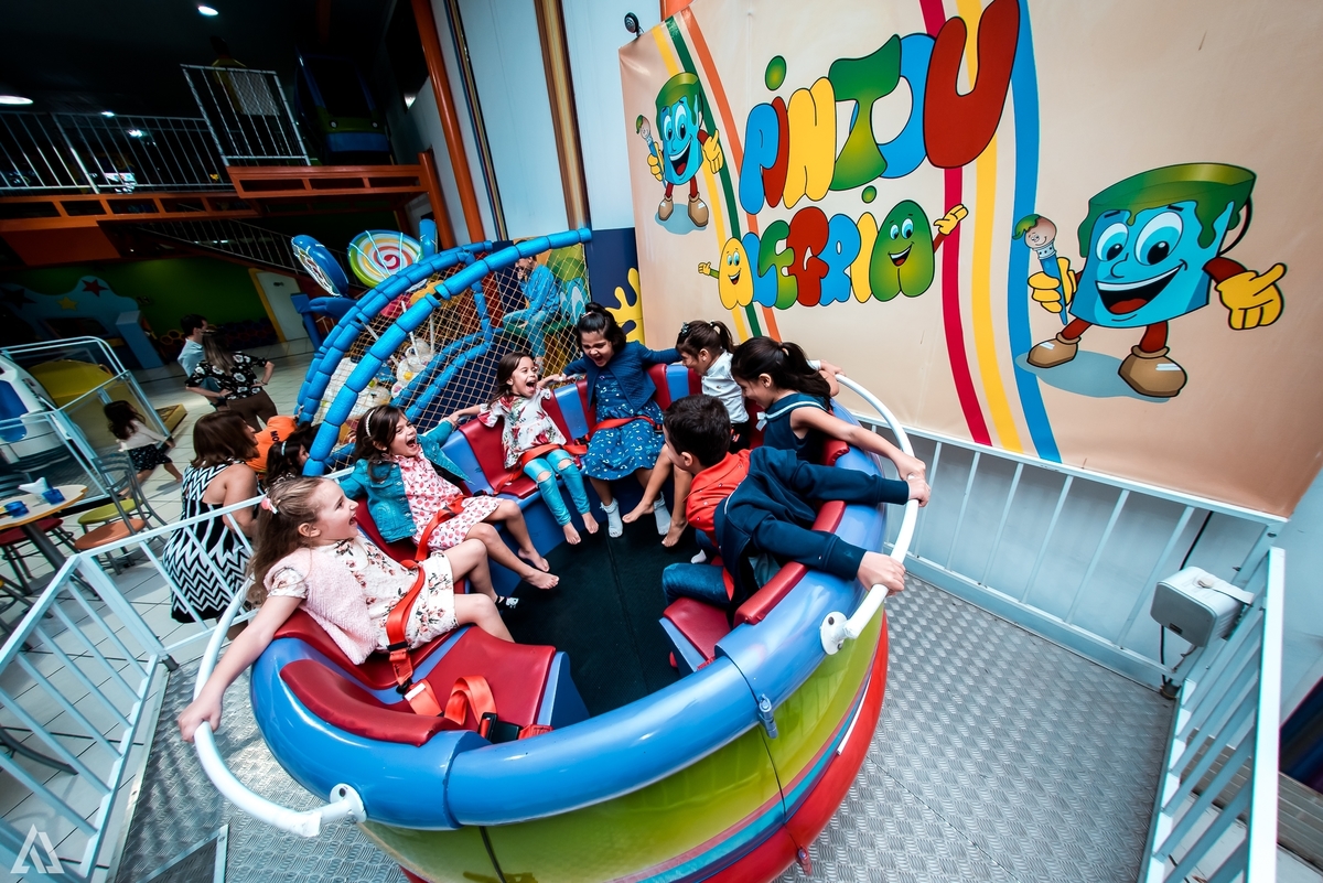 Aniversário Infantil Vampirina Alex Jardim Fotografia Fotógrafo Resende Itatiaia Penedo Porto Real Quatis Barra Mansa Volta Redonda Buffet Pintou Alegria Salão de Festas