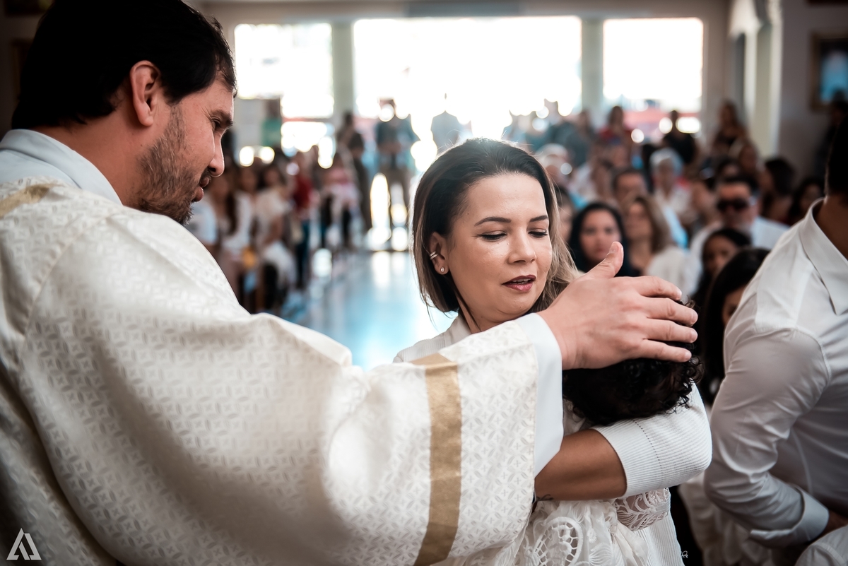 Cerimônia de Batismo Batizado Alex Jardim Fotografia Fotógrafo Resende Itatiaia Penedo Porto Real Quatis Barra Mansa Volta Redonda Igreja de São Sebastião Santa Cecília Cristo Ressuscitado Capelania