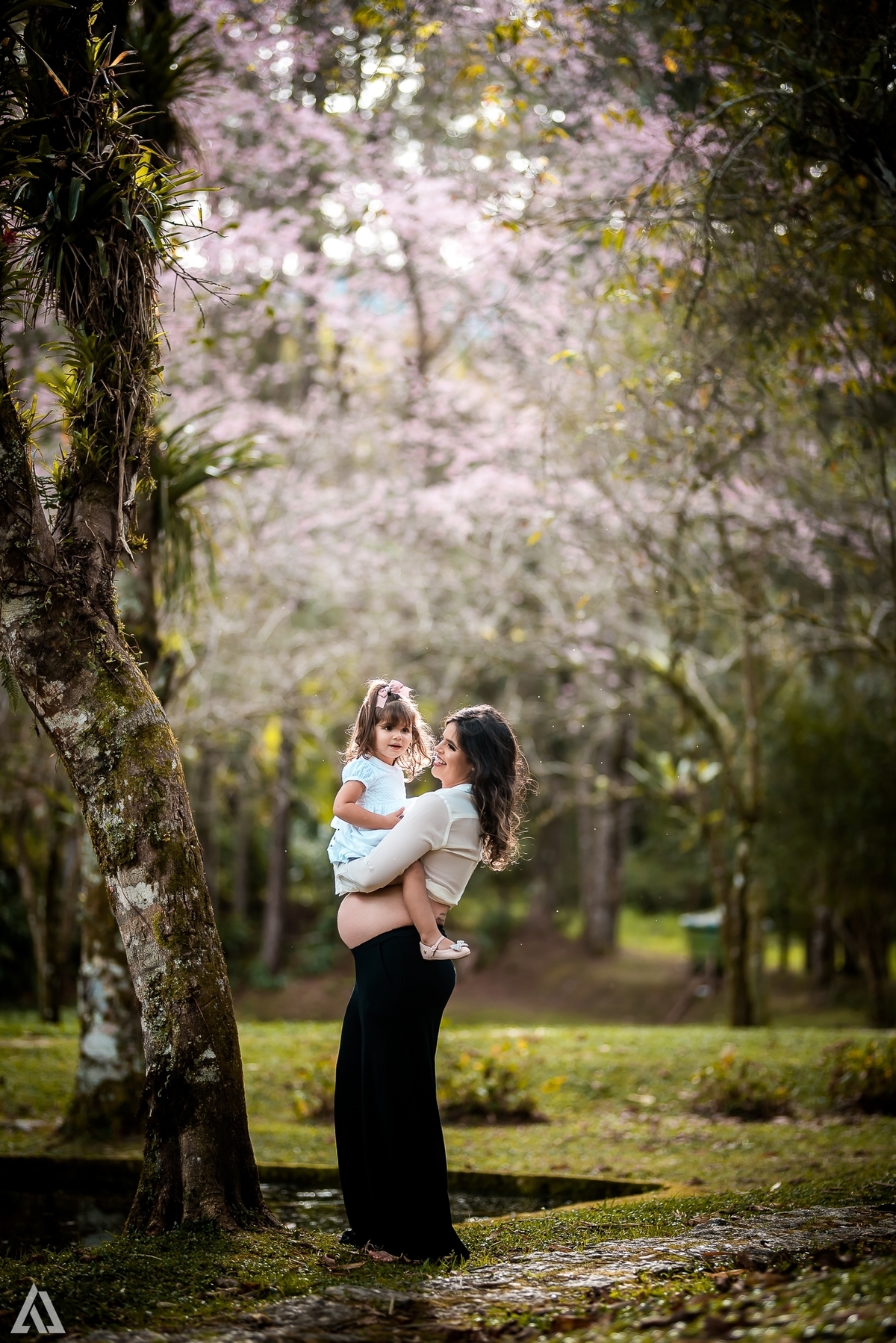 Ensaio Book Gestante Alex Jardim Fotografia Fotógrafo Resende Itatiaia Penedo Porto Real Quatis Barra Mansa Volta Redonda Serrinha do Alambari Mauá Maringá Maromba Vale da Grama gravidiva TOP lindas Natureza família