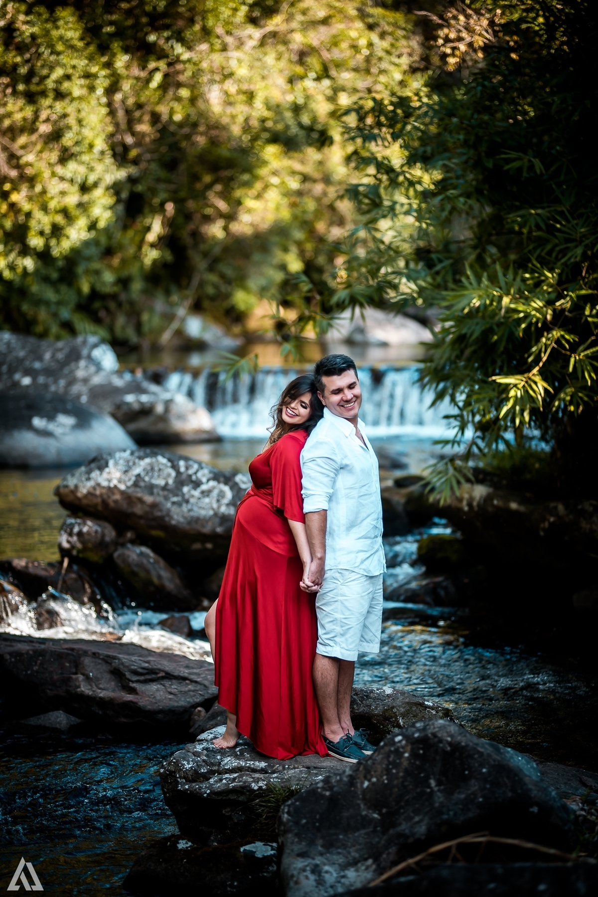 Ensaio Book Gestante Alex Jardim Fotografia Fotógrafo Resende Itatiaia Penedo Porto Real Quatis Barra Mansa Volta Redonda Serrinha do Alambari Mauá Maringá Maromba Vale da Grama gravidiva TOP lindas Natureza família