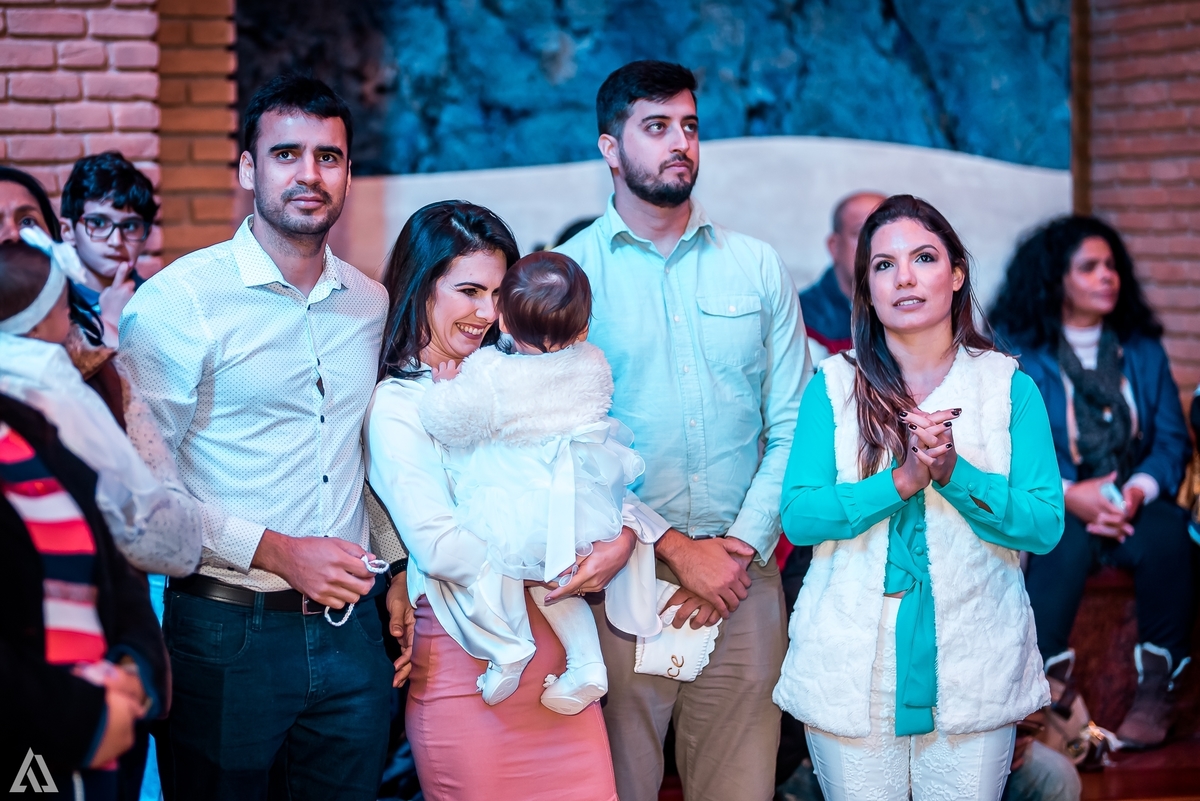 Cerimônia de Batismo Batizado Alex Jardim Fotografia Fotógrafo Resende Itatiaia Penedo Porto Real Quatis Barra Mansa Volta Redonda Capela do Batismo Aparecida do Norte Basílica de Nossa Senhora de Aparecida