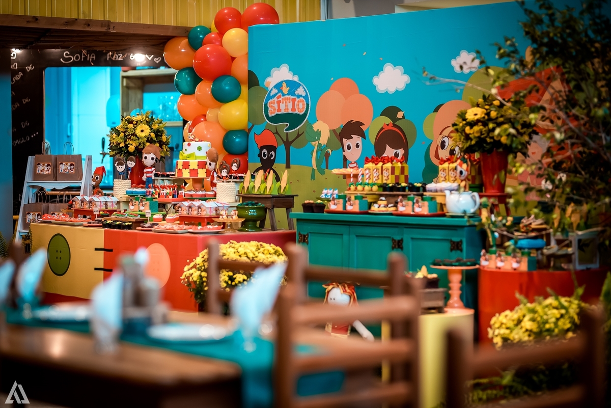 Aniversário Infantil Sitio do Pica Pau Amarelo Emília Alex Jardim Fotografia Fotógrafo Resende Itatiaia Penedo Porto Real Quatis Barra Mansa Volta Redonda Buffet Pintou Alegria Meu Pé de Jambo La Belle Maison Lenas Buffet Salão de Festas