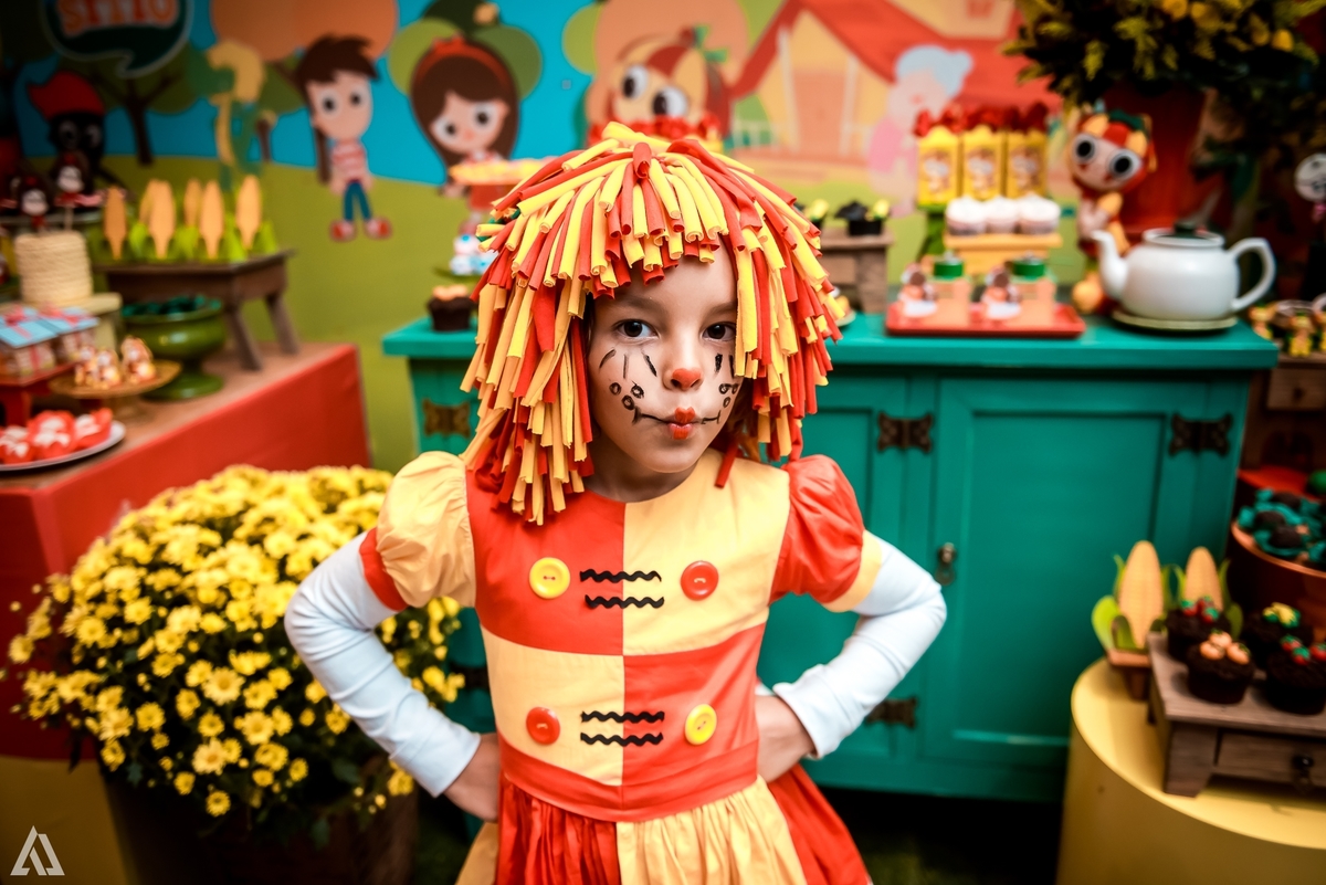 Aniversário Infantil Sitio do Pica Pau Amarelo Emília Alex Jardim Fotografia Fotógrafo Resende Itatiaia Penedo Porto Real Quatis Barra Mansa Volta Redonda Buffet Pintou Alegria Meu Pé de Jambo La Belle Maison Lenas Buffet Salão de Festas