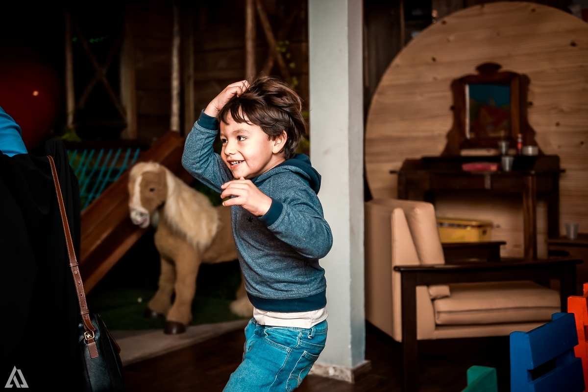 Aniversário Infantil Sitio do Pica Pau Amarelo Emília Alex Jardim Fotografia Fotógrafo Resende Itatiaia Penedo Porto Real Quatis Barra Mansa Volta Redonda Buffet Pintou Alegria Meu Pé de Jambo La Belle Maison Lenas Buffet Salão de Festas