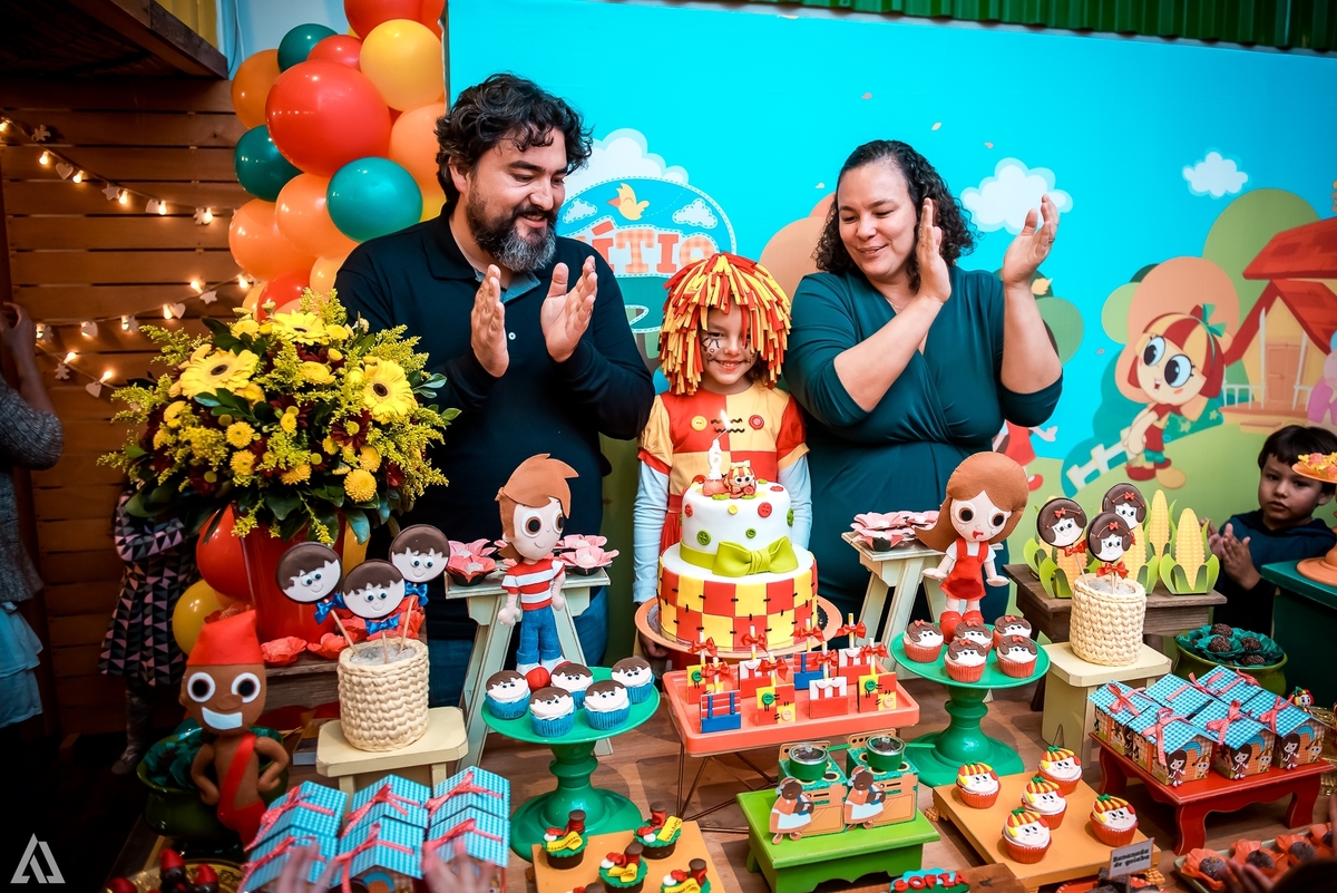 Aniversário Infantil Sitio do Pica Pau Amarelo Emília Alex Jardim Fotografia Fotógrafo Resende Itatiaia Penedo Porto Real Quatis Barra Mansa Volta Redonda Buffet Pintou Alegria Meu Pé de Jambo La Belle Maison Lenas Buffet Salão de Festas