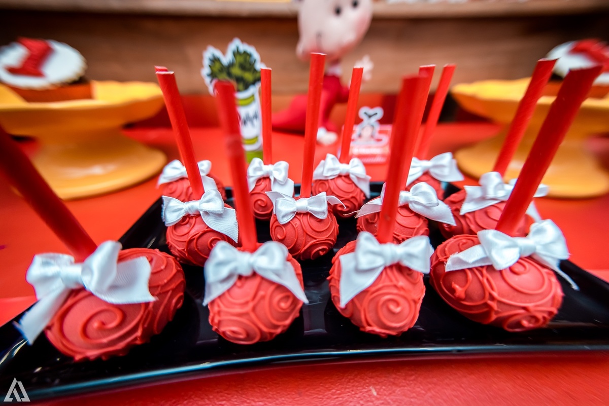 Aniversário Infantil Olivia Palito Alex Jardim Fotografia Fotógrafo Resende Itatiaia Penedo Porto Real Quatis Barra Mansa Volta Redonda Buffet Pintou Alegria Meu Pé de Jambo La Belle Maison Lenas Buffet Salão de Festas