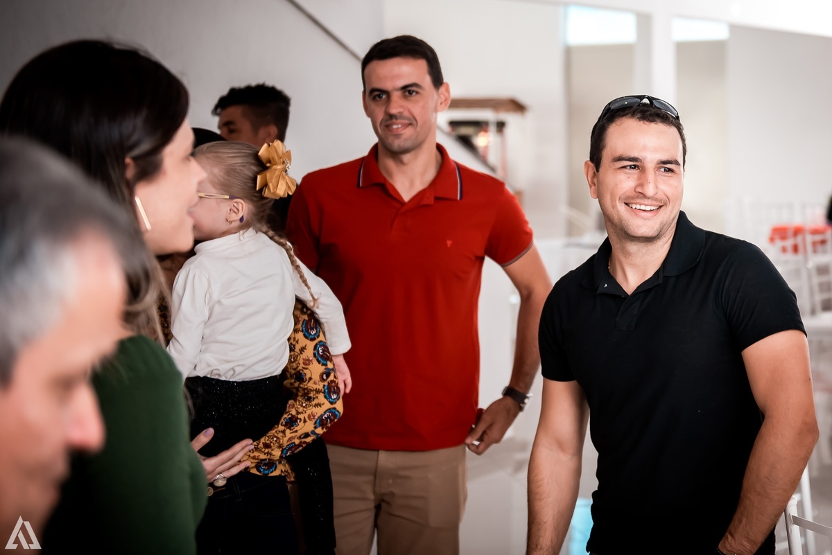 Aniversário Infantil Olivia Palito Alex Jardim Fotografia Fotógrafo Resende Itatiaia Penedo Porto Real Quatis Barra Mansa Volta Redonda Buffet Pintou Alegria Meu Pé de Jambo La Belle Maison Lenas Buffet Salão de Festas